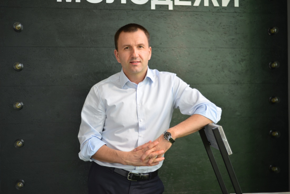 Поздравление Павла Крансоруцкого с Днем защитника отечества!