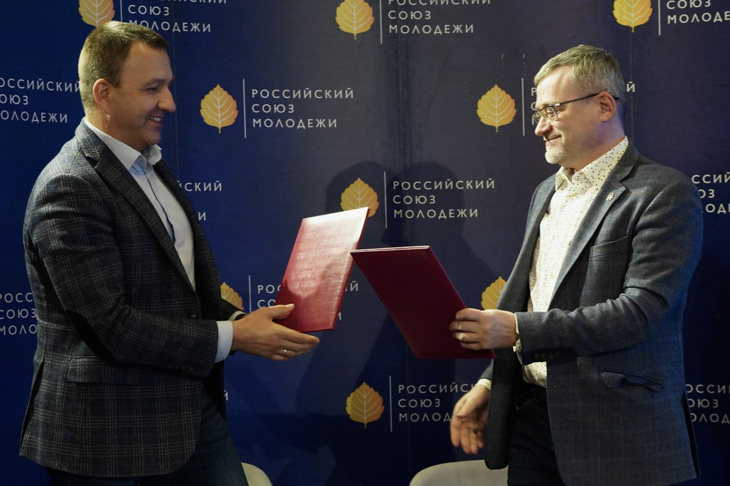 Председатель РСМ Павел Красноруцкий и генеральный директор ВЦИОМ Валерий Федоров подписали соглашение о сотрудничестве