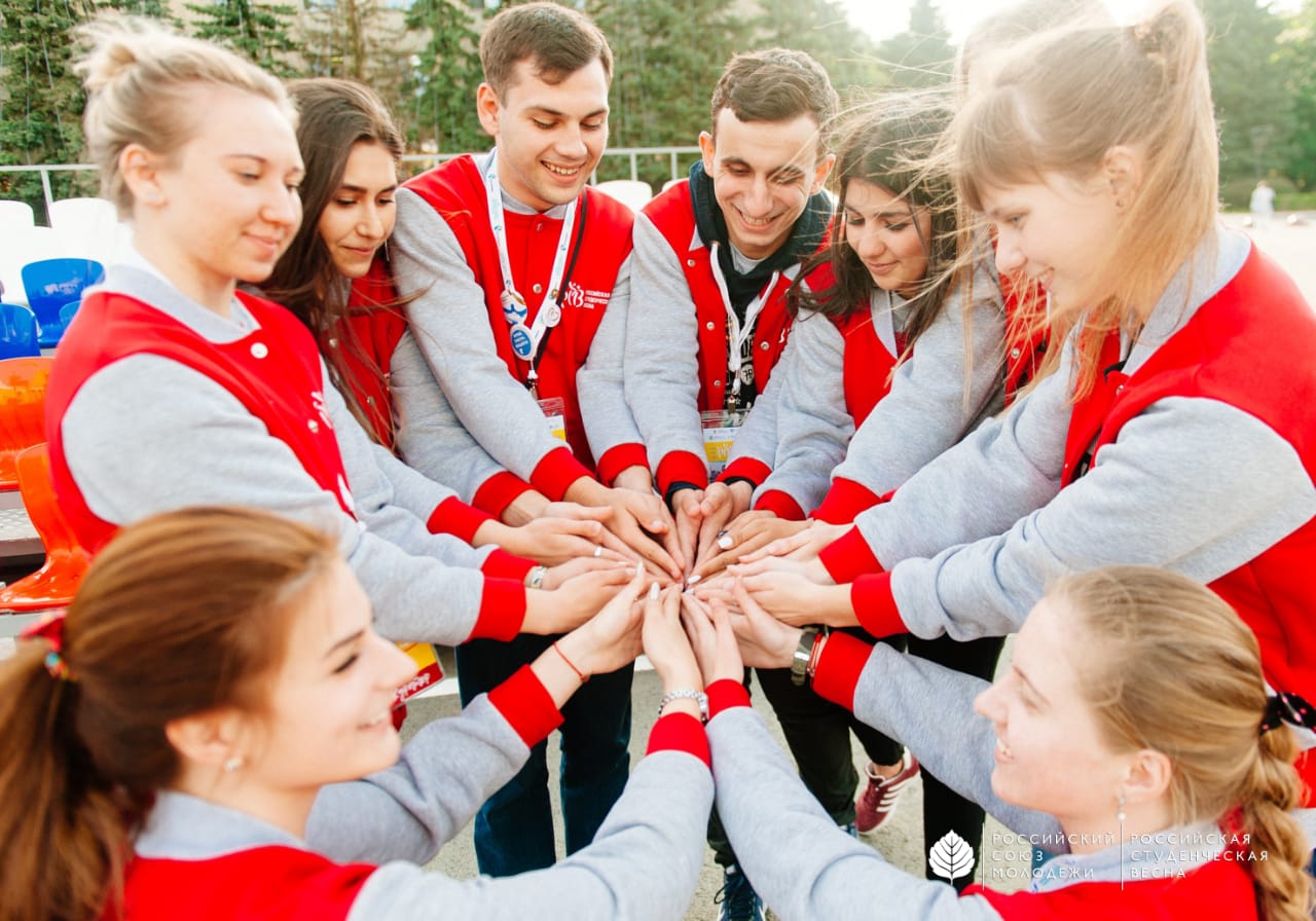 Стань волонтером XXX Всероссийского фестиваля «Российская студенческая весна»!
